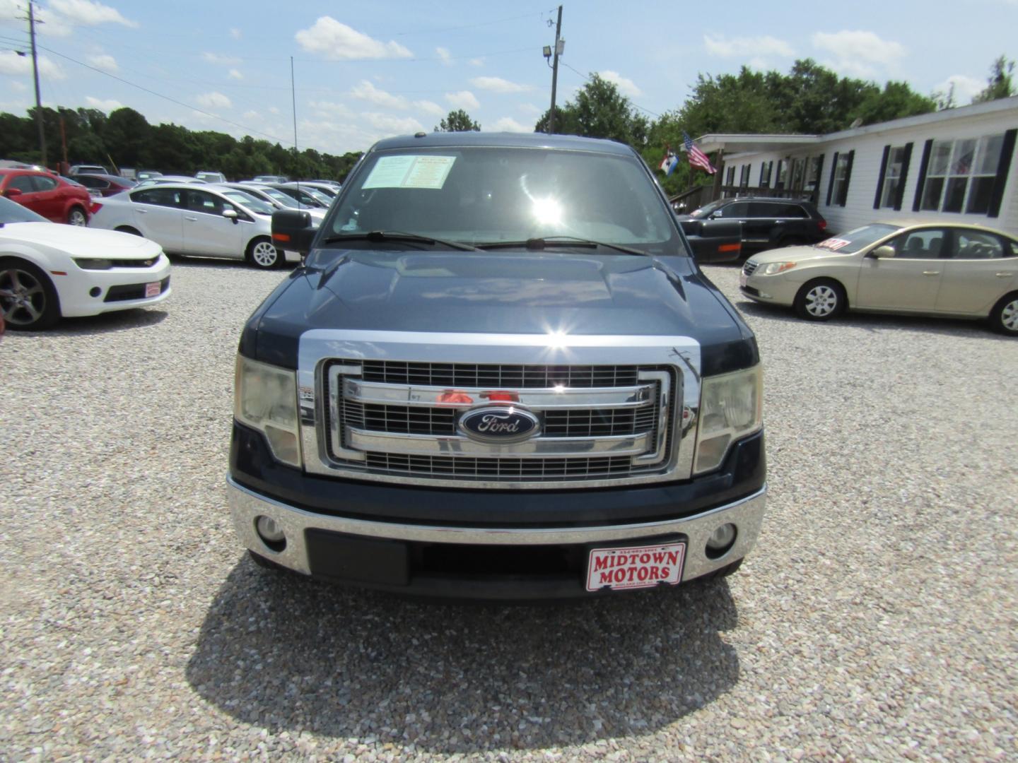 2013 Blue /Gray Ford F-150 SuperCrew 6.5-ft. Bed 2WD (1FTFW1CT3DK) with an 3.5L V6 TURBO engine, Automatic transmission, located at 15016 S Hwy 231, Midland City, AL, 36350, (334) 983-3001, 31.306210, -85.495277 - Photo#1